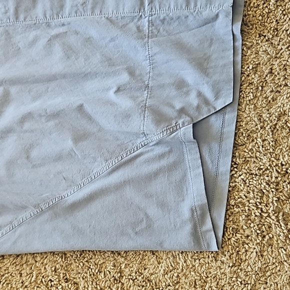 Beaumont Organic button up collared shirt, size L - Picture 6 of 9